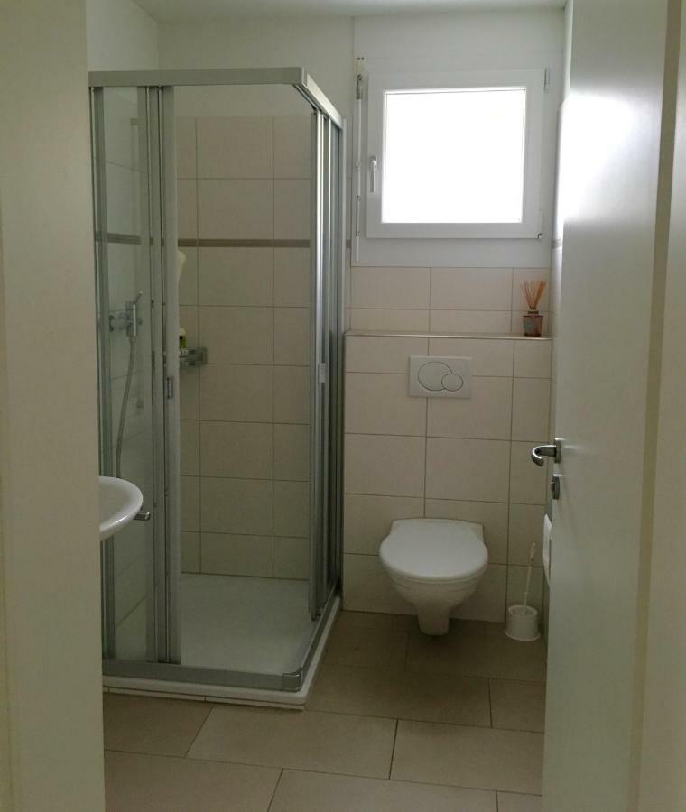 Charming Near Rotsee Kitchen/wifi/wasching Machine Apartment *